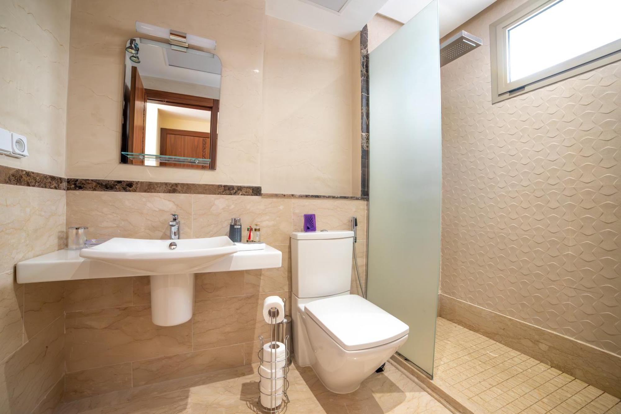 Luxury Seafront Apartment 101Sqm With Wi-Fi And Parking Agadir Luaran gambar